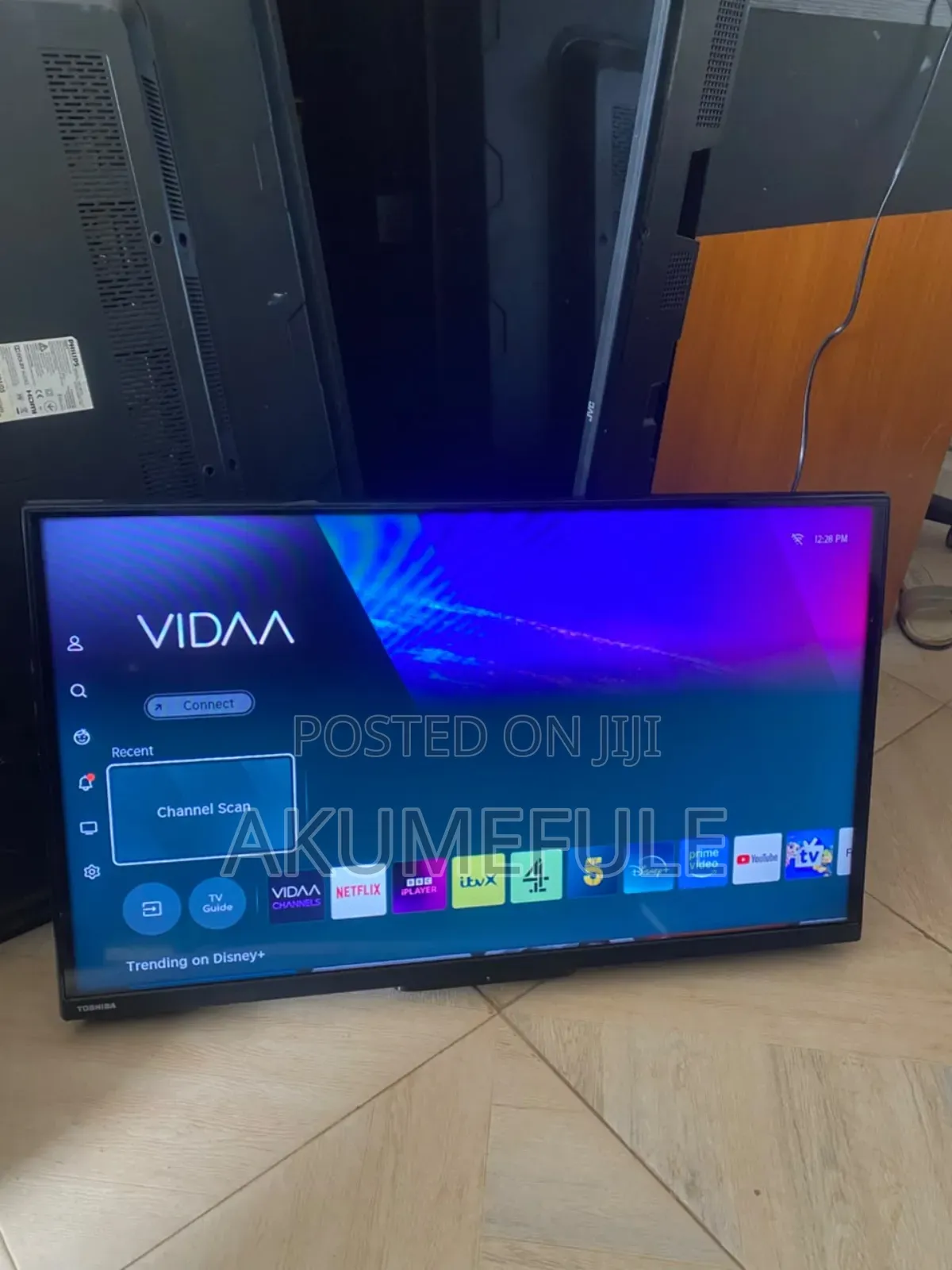 Toshiba Vidaa Smart TV 32 Inches