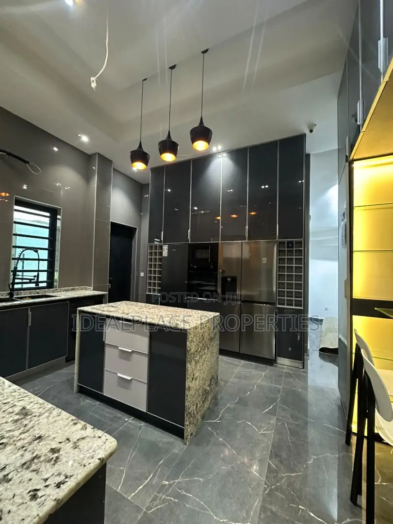 5bdrm House in Old Ikoyi for sale