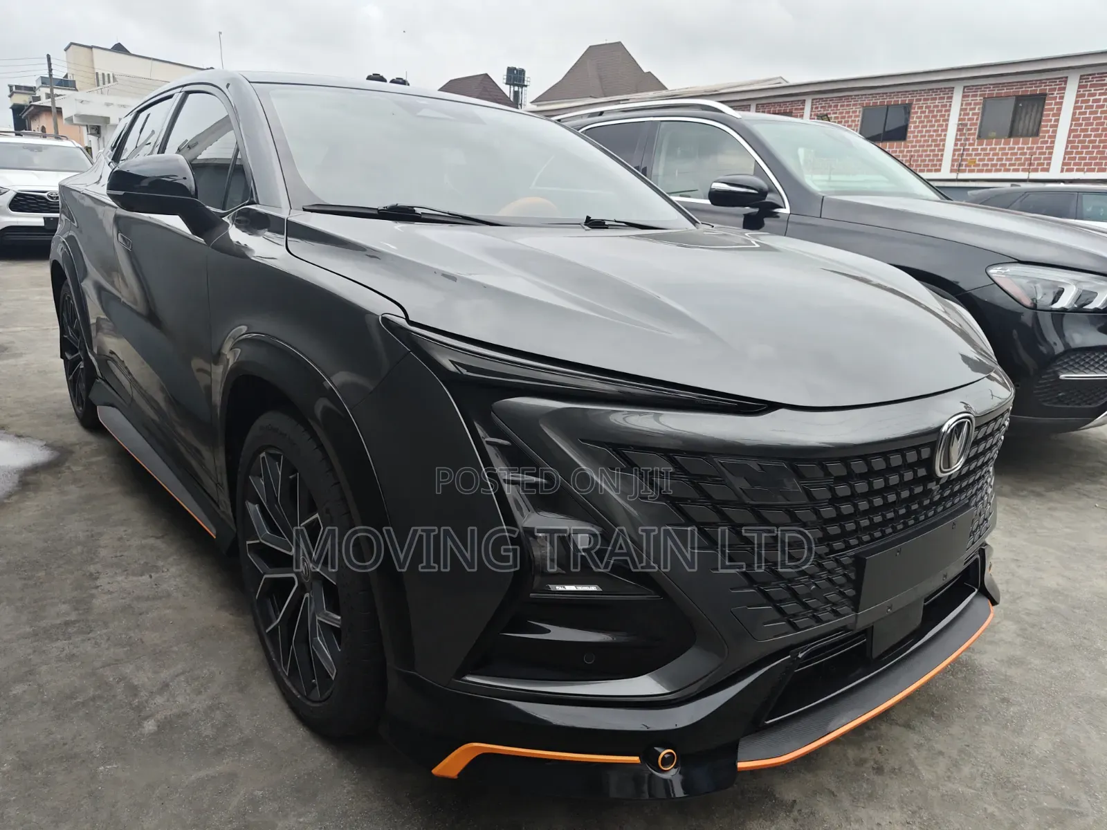 Car 2022 Gray
