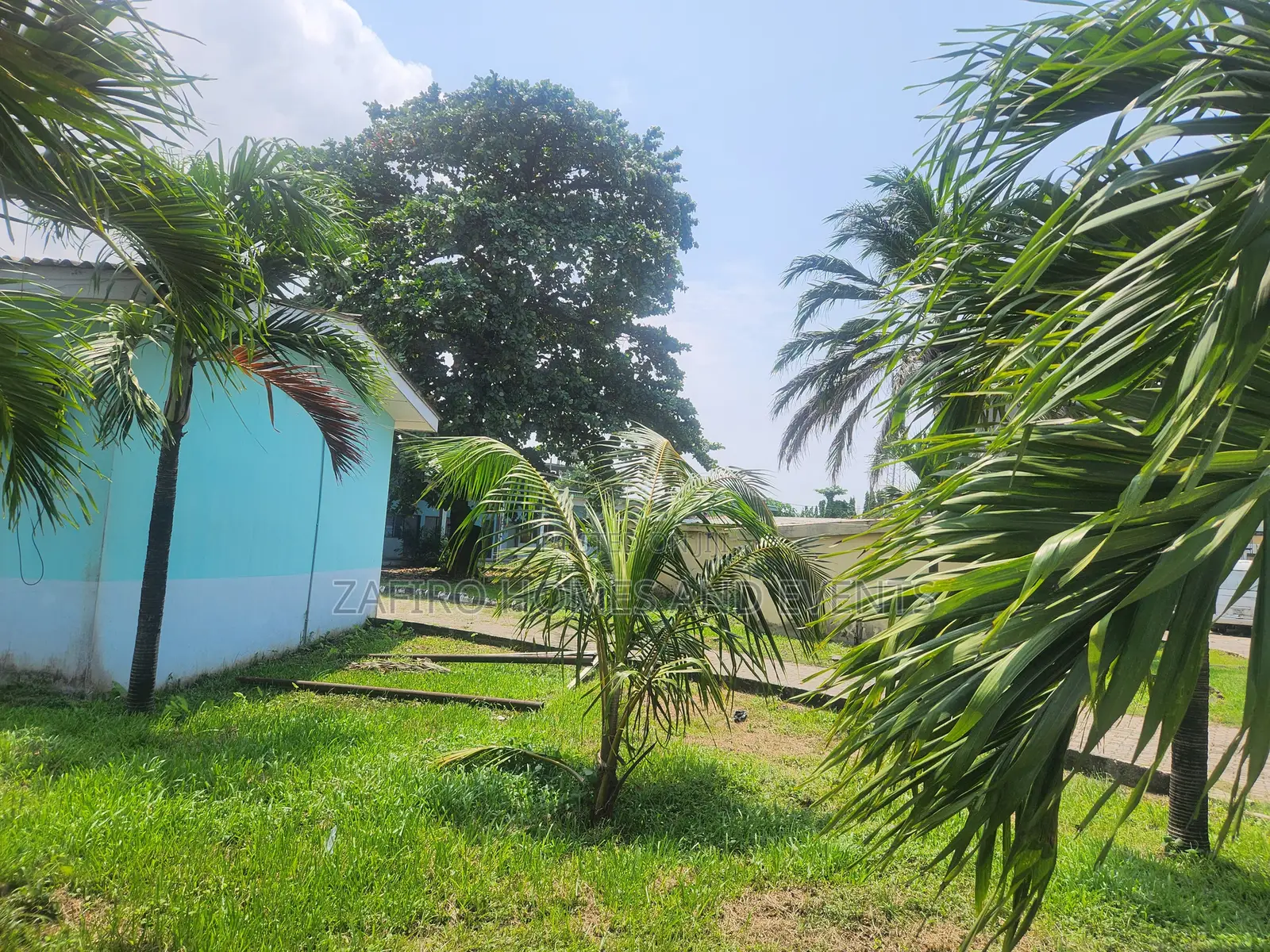 Acres of Land at Ikoyi for Sales and Jv
