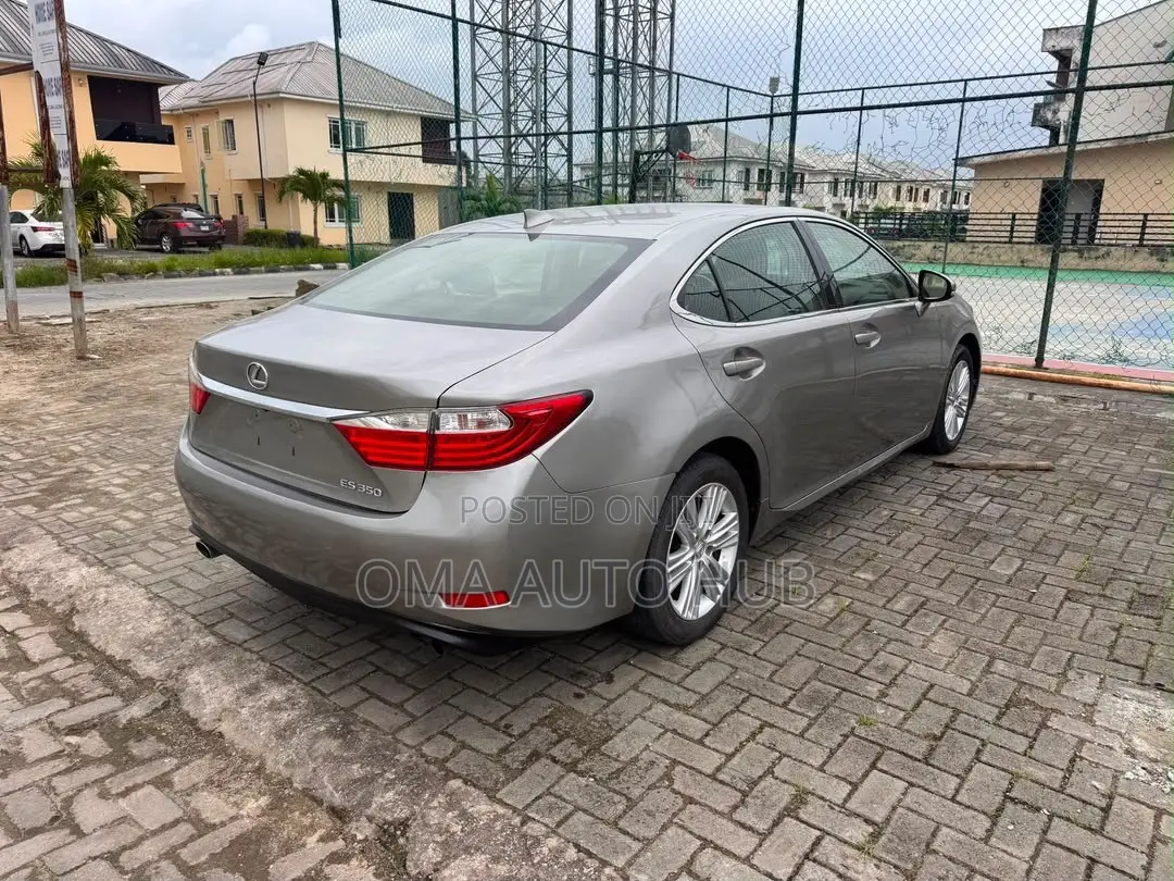 Lexus ES 350 FWD 2015 Silver