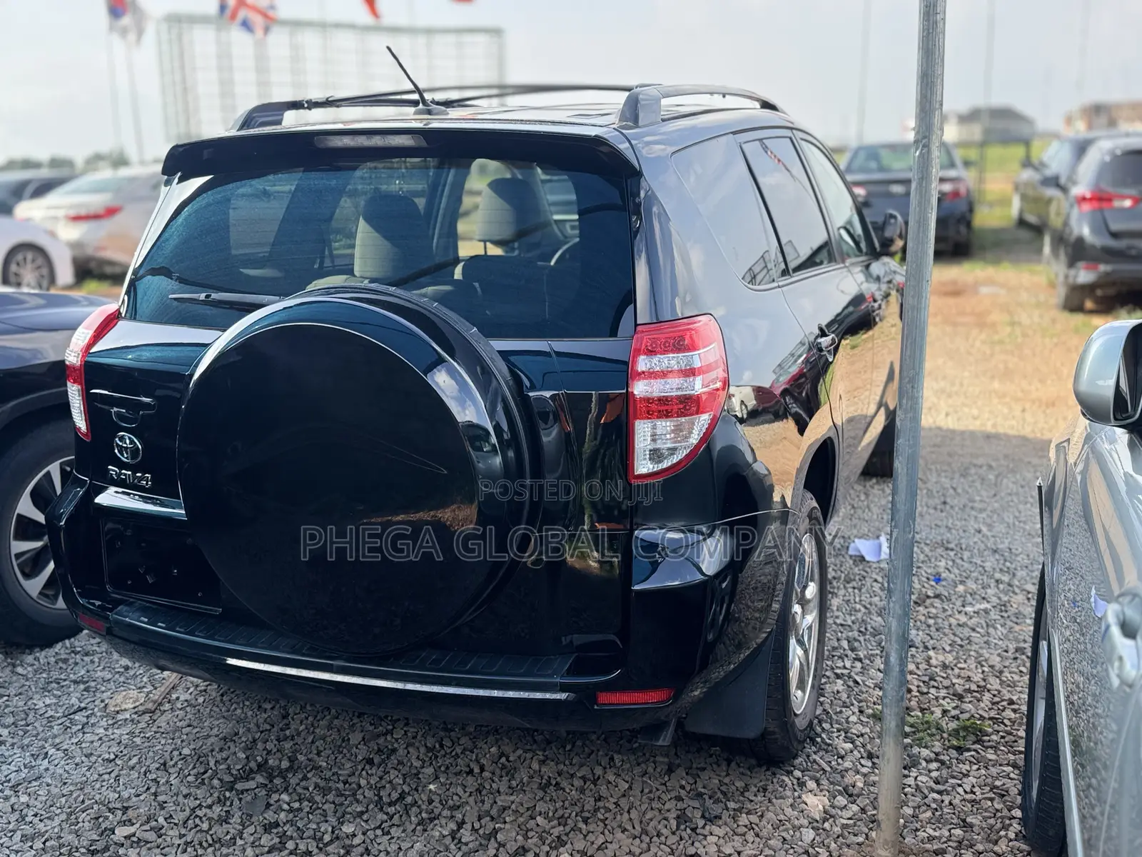 Toyota RAV4 2012 Matt Black