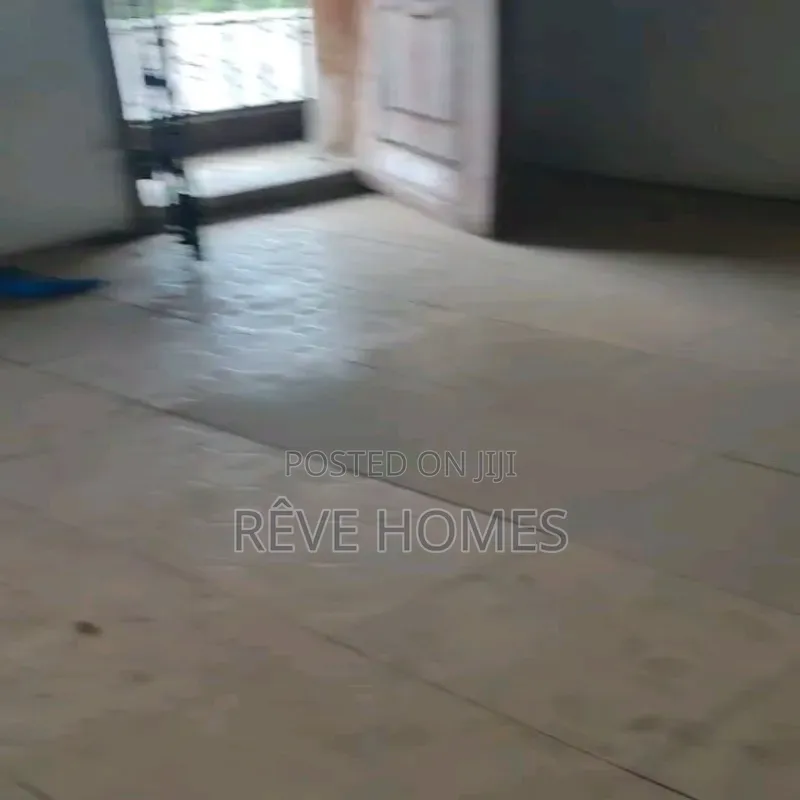 Mini Flat in Adekunle for rent