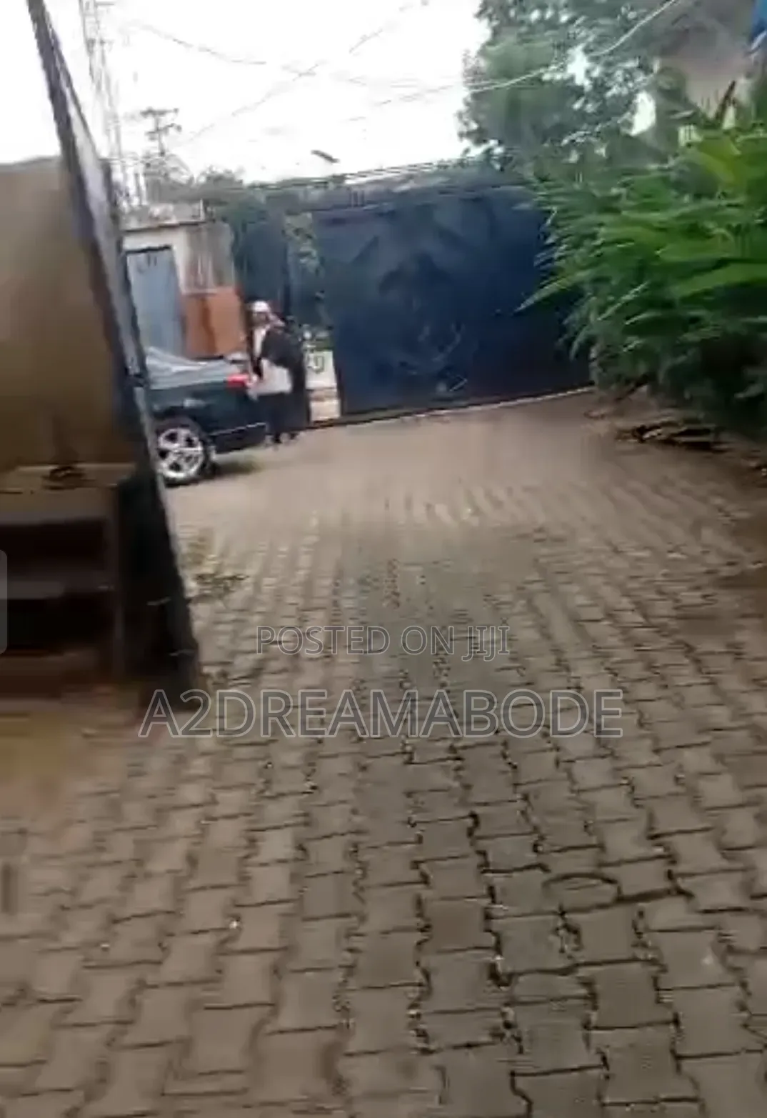 5bdrm Duplex in Ikeja Gra for sale