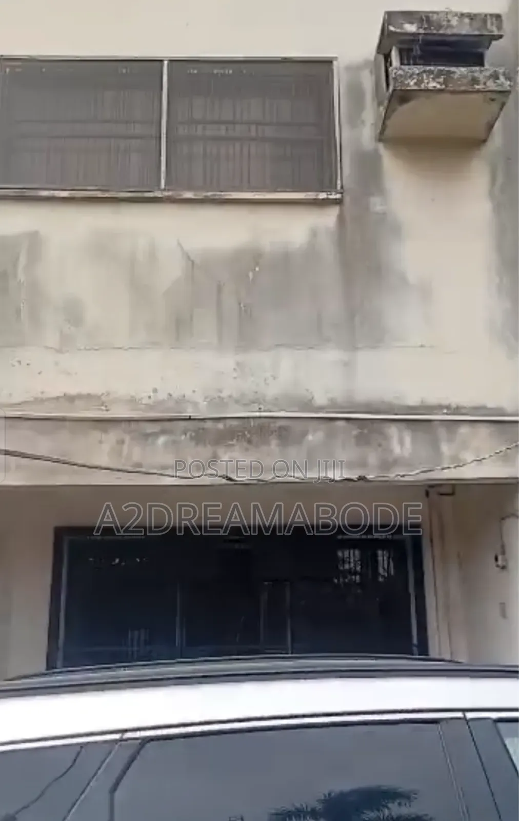 5bdrm Duplex in Ikeja Gra for sale