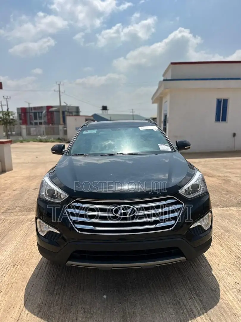 Hyundai Santa Fe Limited w/Saddle Interior 4dr SUV (3.3L 6cyl 6A) 2015