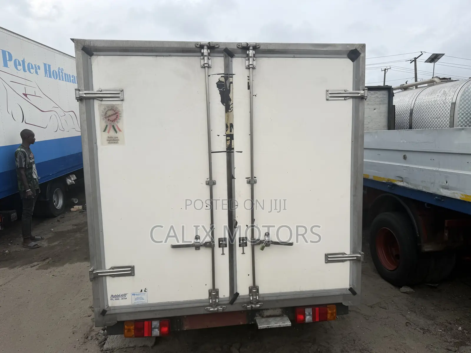 Foreign Used Mercedes Benz MB1000 Refrigerator Truck.