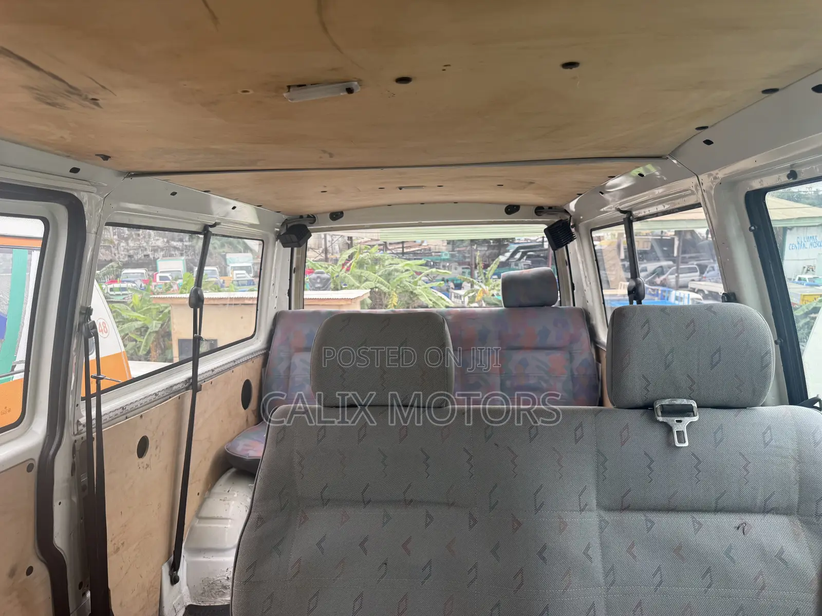 Volkswagen Transporter 2005 White