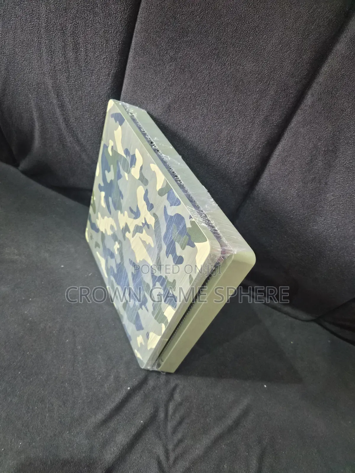 Hacked 1TB PS4 Slim With 1 Pad and 15 Games