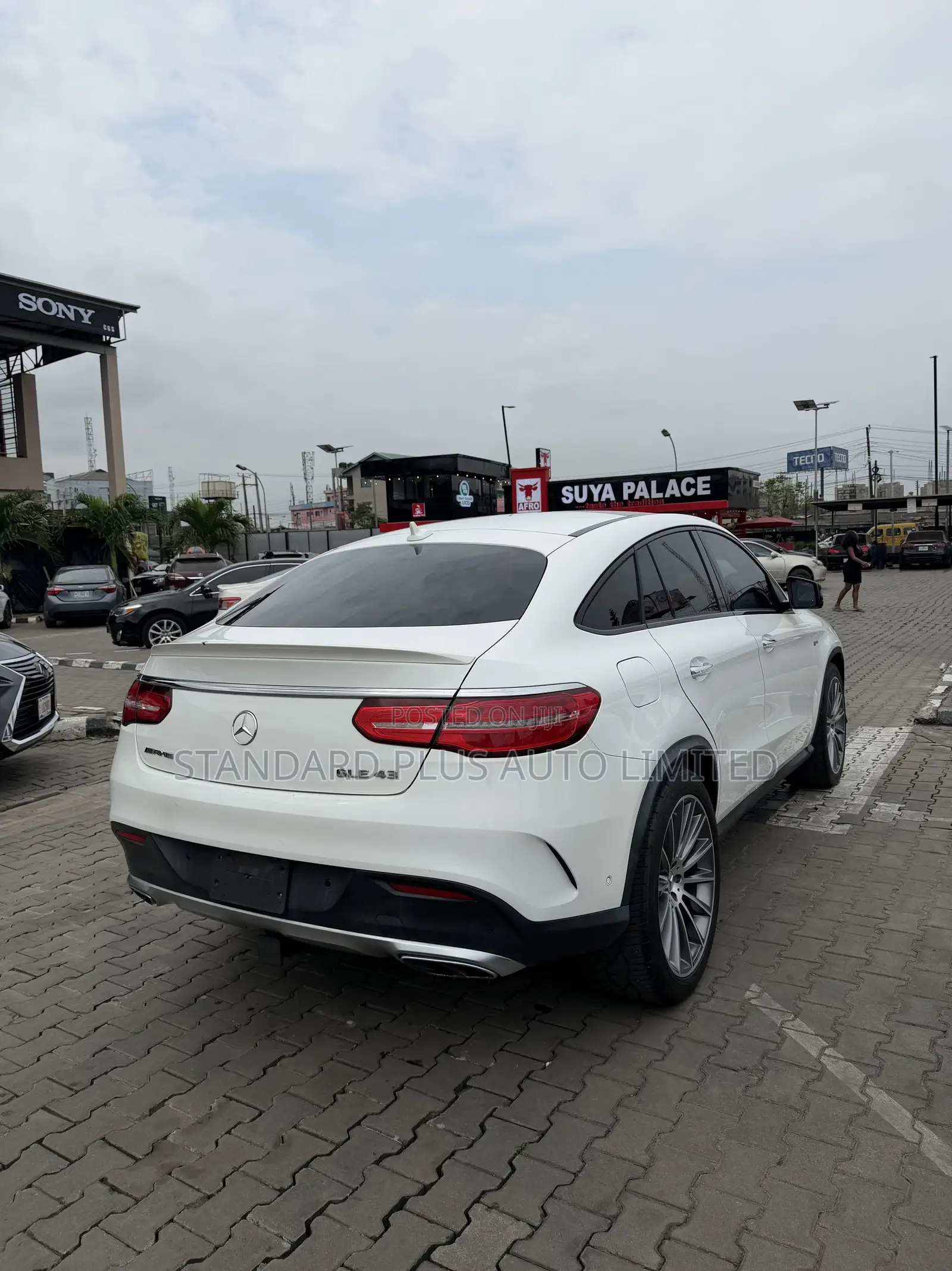 Mercedes-Benz GLE-Class AMG GLE 43 4MATIC 2017 White