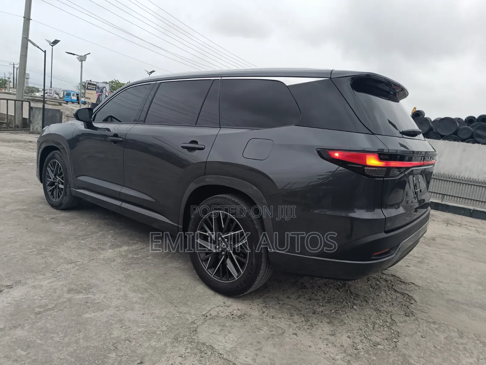 Lexus TX 2026 Gray