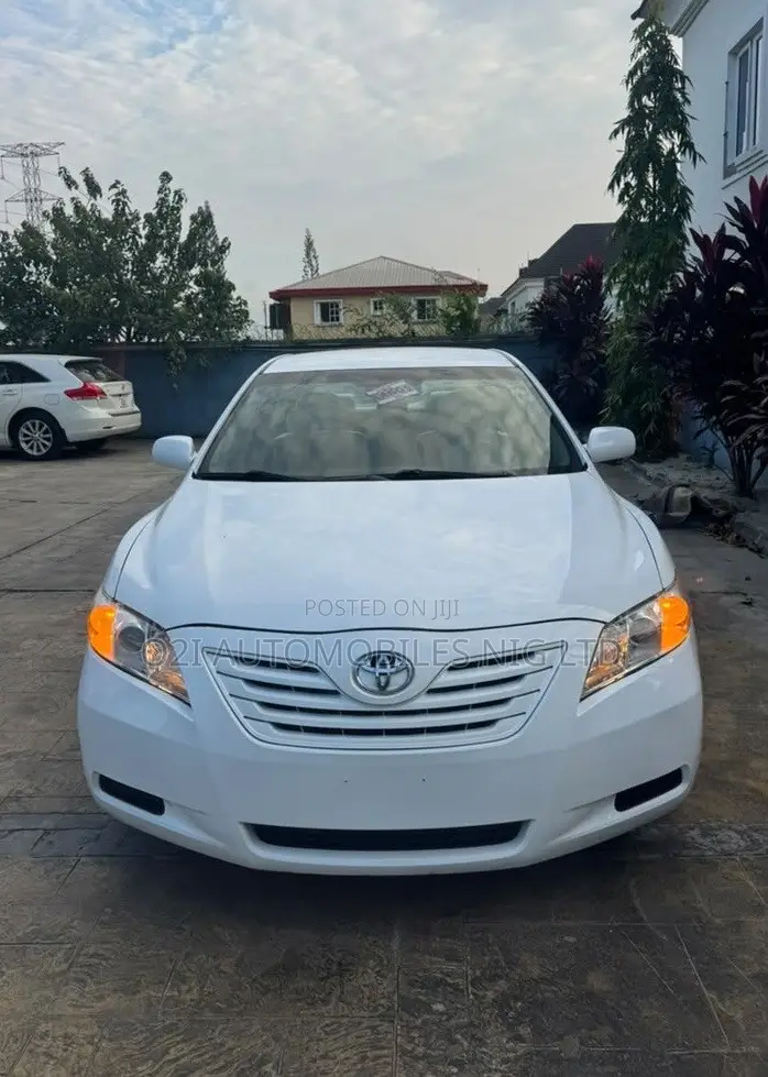 Toyota Camry 2008 White