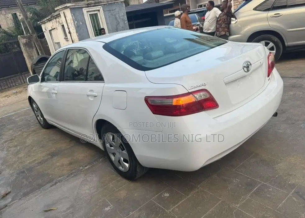 Toyota Camry 2008 White