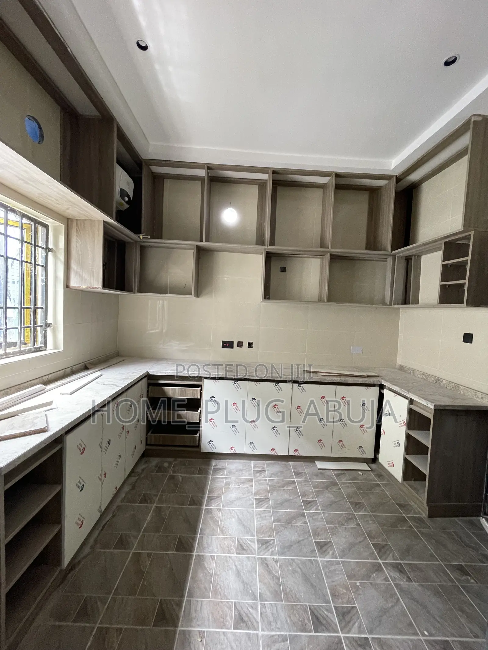 3bdrm Bungalow in Efab Queens Estate for rent