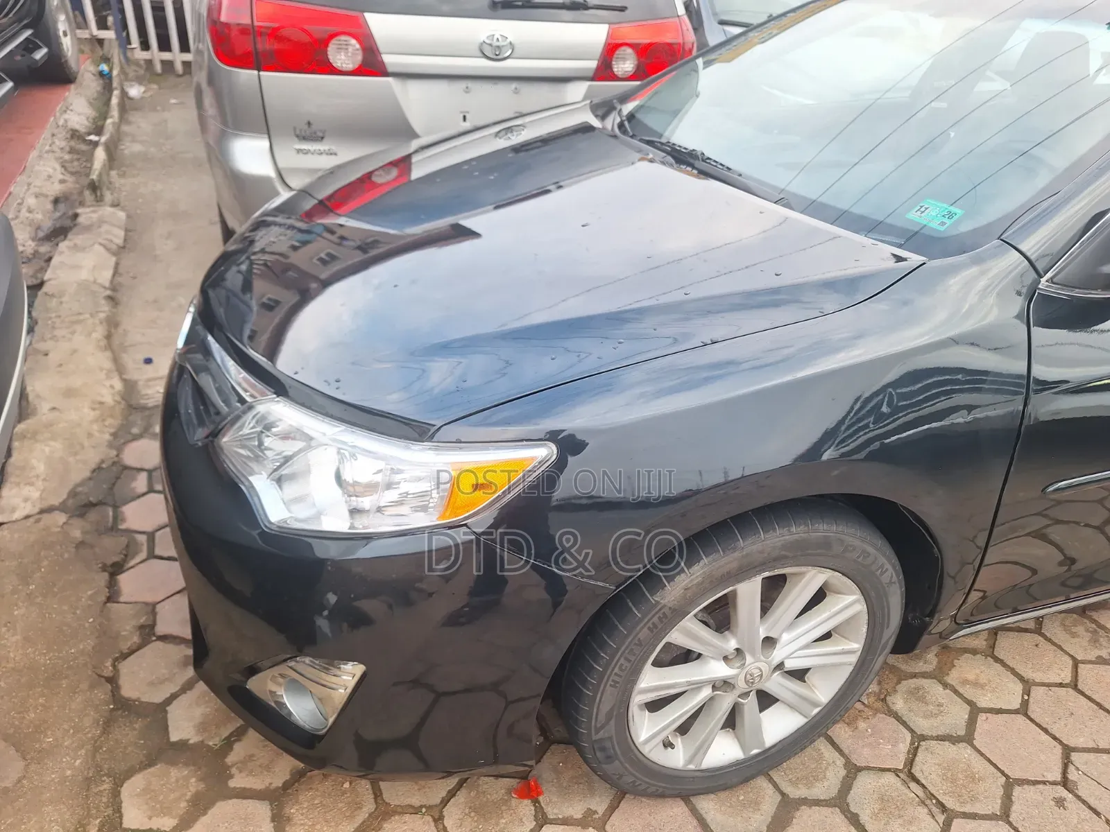 Toyota Camry XLE 4dr Sedan (2.5L 4cyl 6A) 2012 Black
