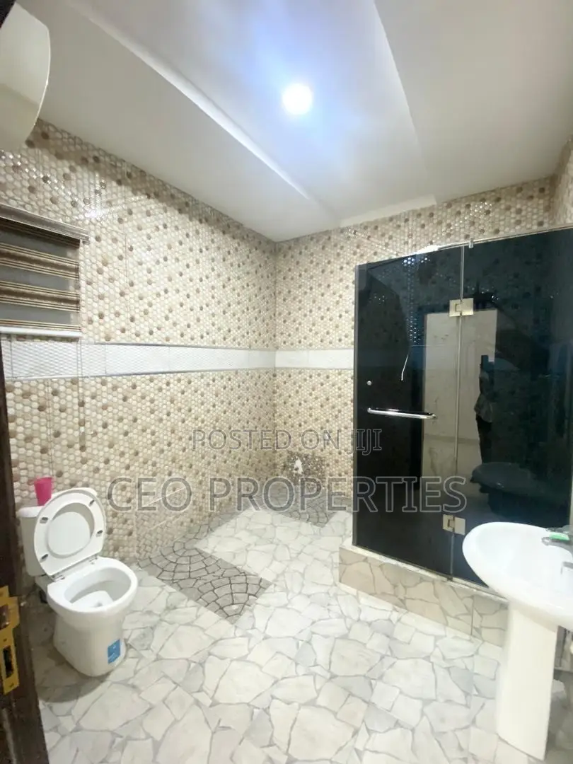 3bdrm Townhouse / Terrace in Marwa Lekki for rent