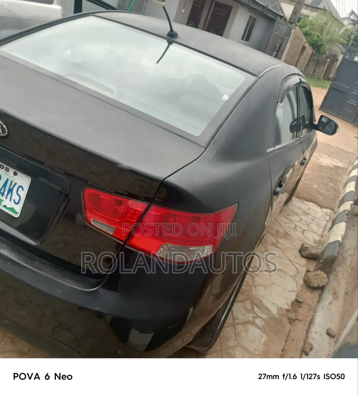 Kia Cerato 2011 Black