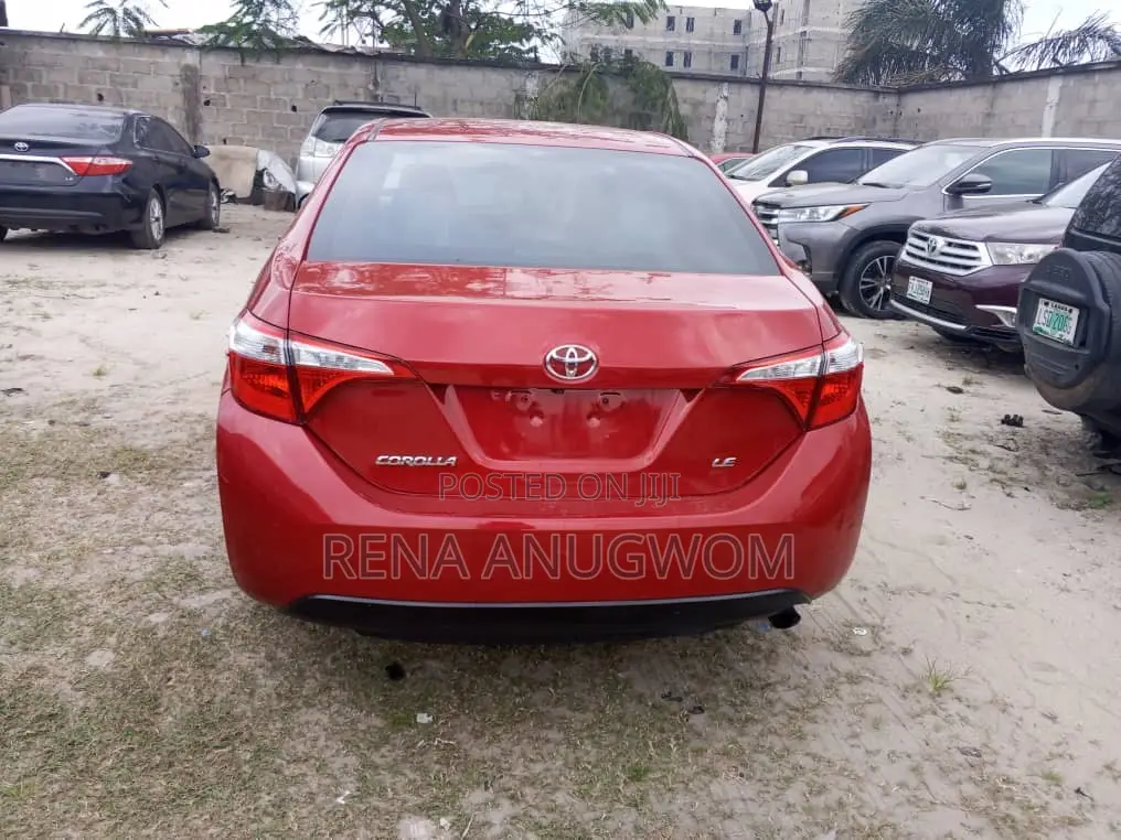 Toyota Corolla 2015 Red