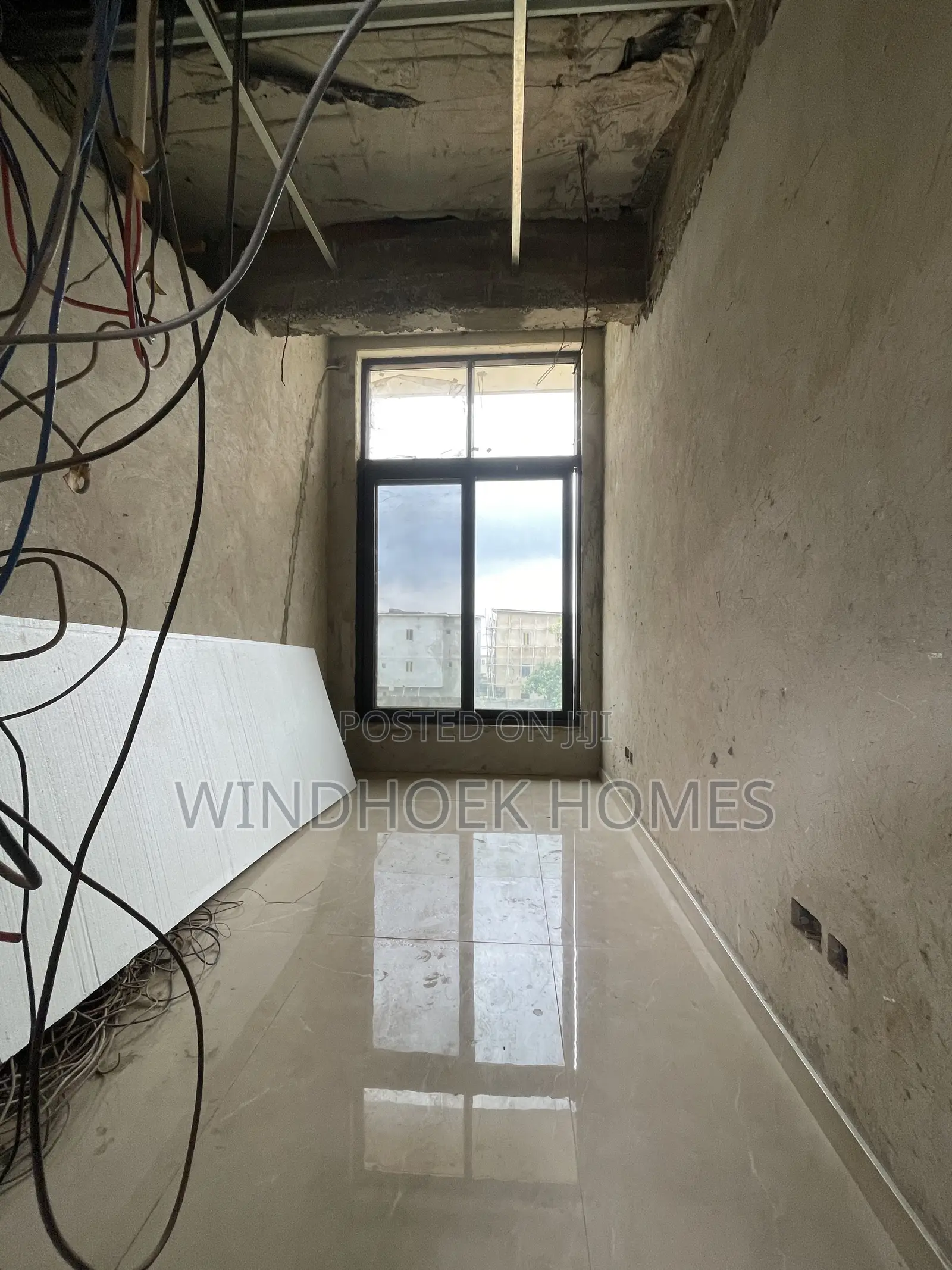 5bdrm Duplex in Mabushi for sale