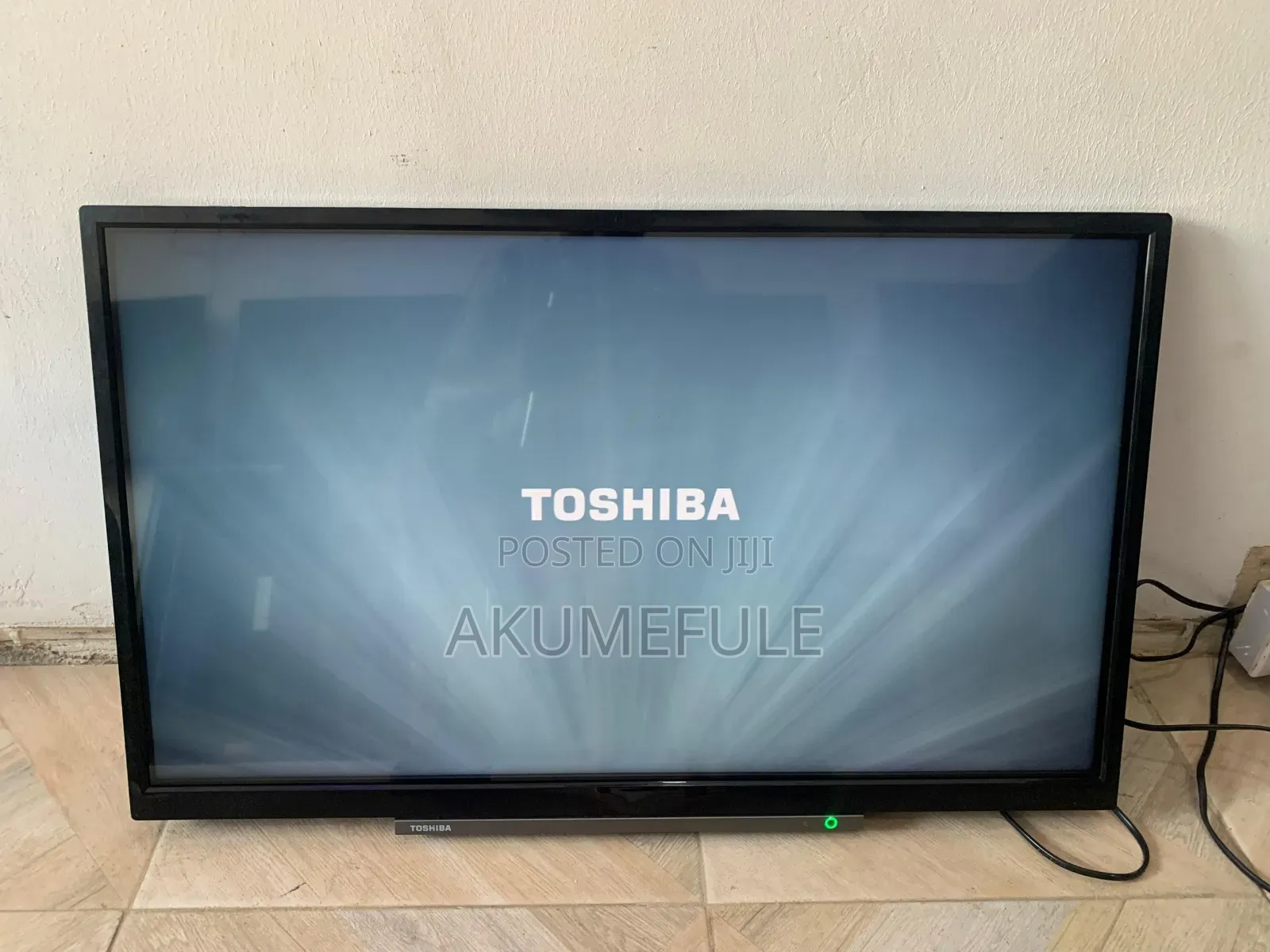 Toshiba Smart TV 32 Inches Full HD Display With Free Netflix Account
