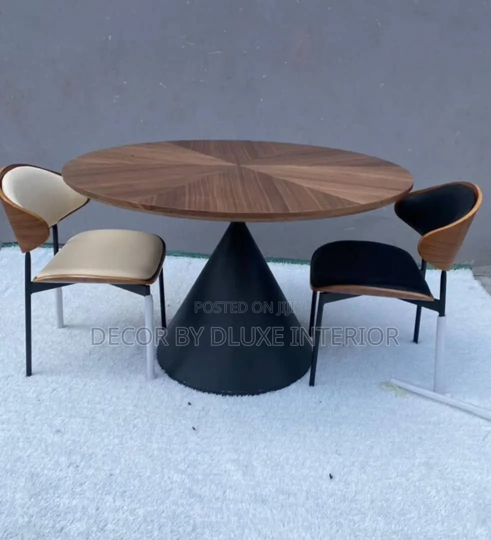 Modern Round Solid Wood 4-Seater Dining Set
