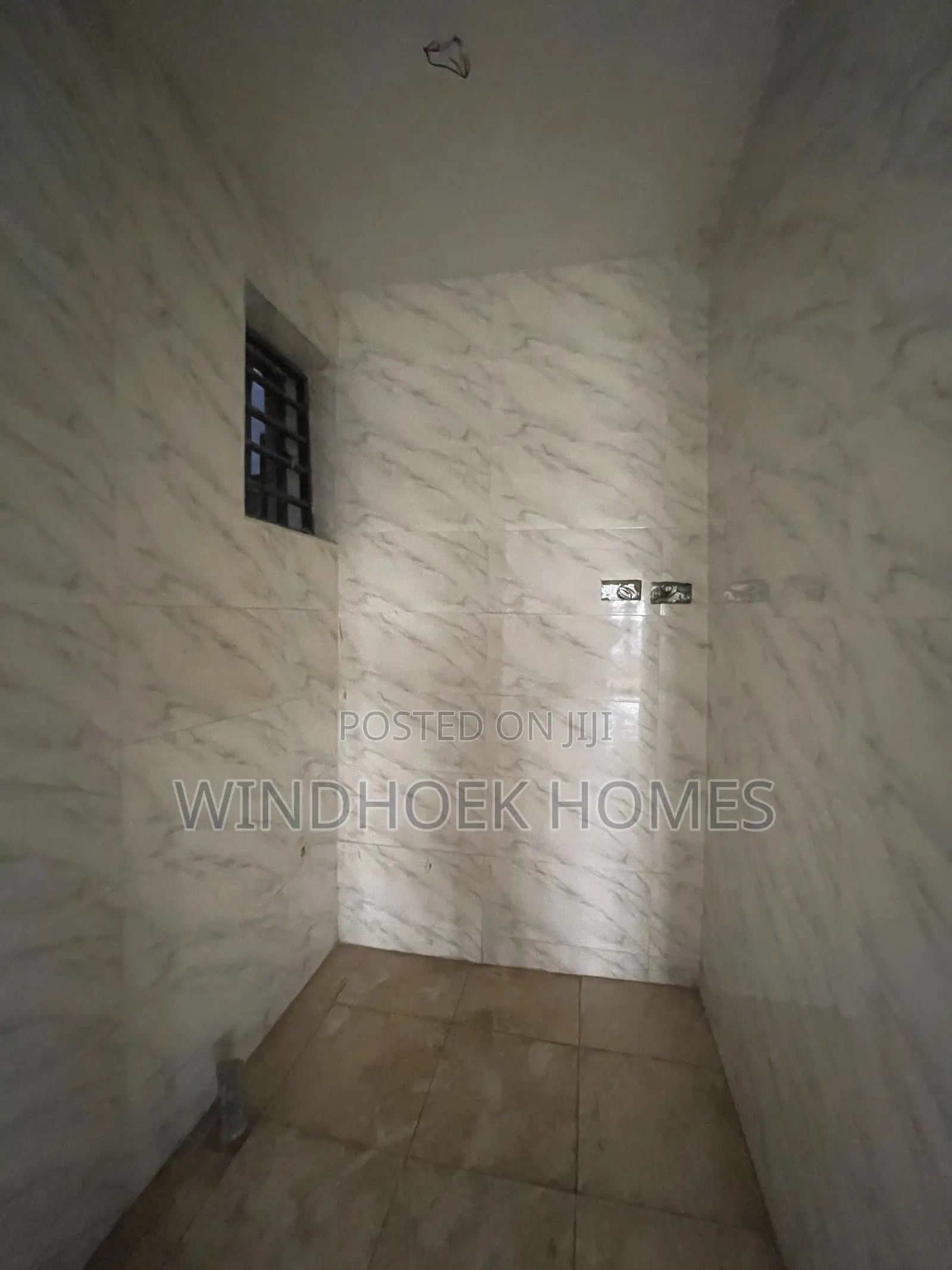 3bdrm Block of Flats in Jahi for sale