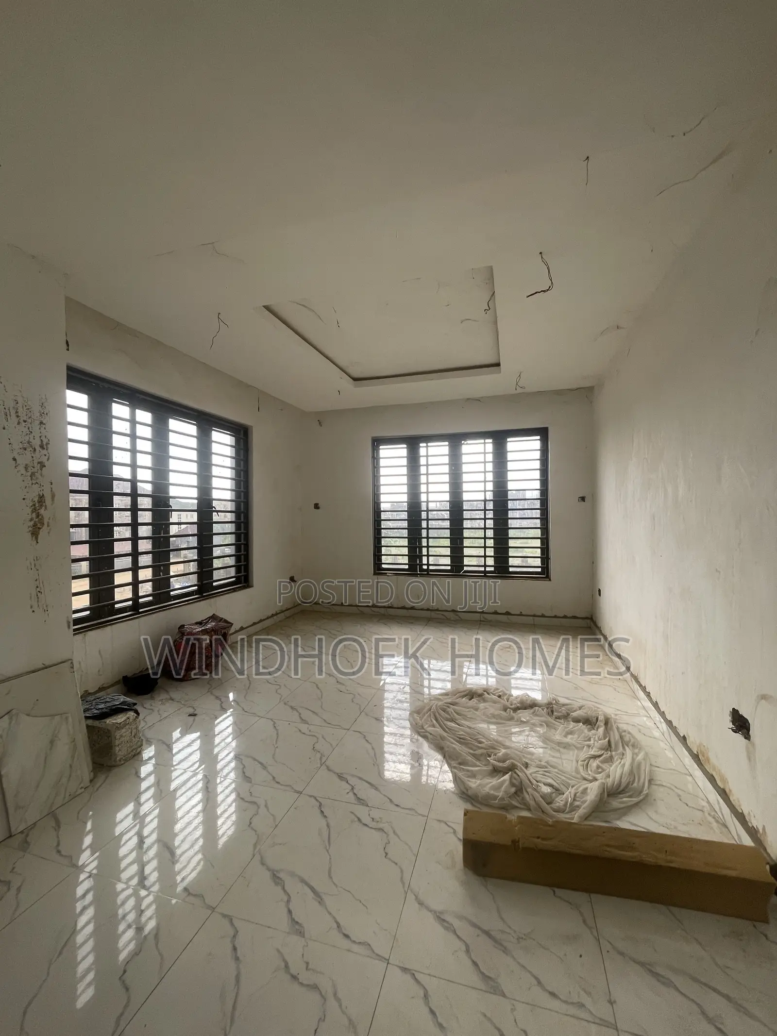 3bdrm Block of Flats in Jahi for sale