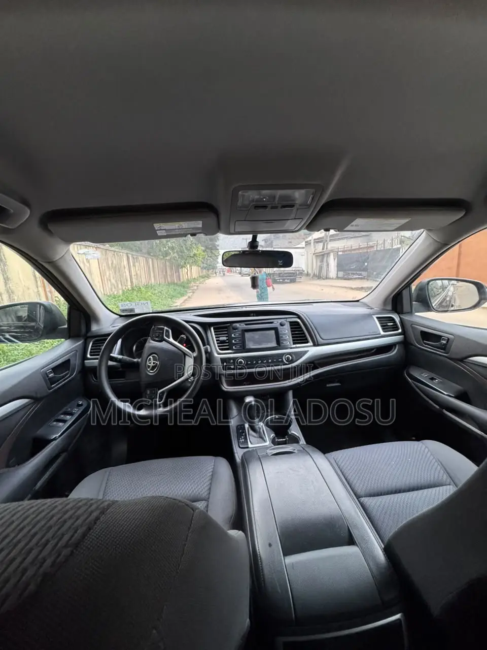 Toyota Highlander LE V6 4x4 (3.5L 6cyl 6A) 2016 Black