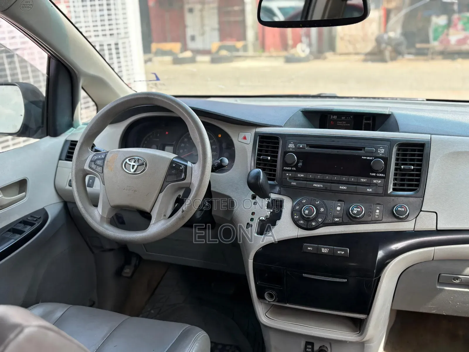 Toyota Sienna 2012 Gray
