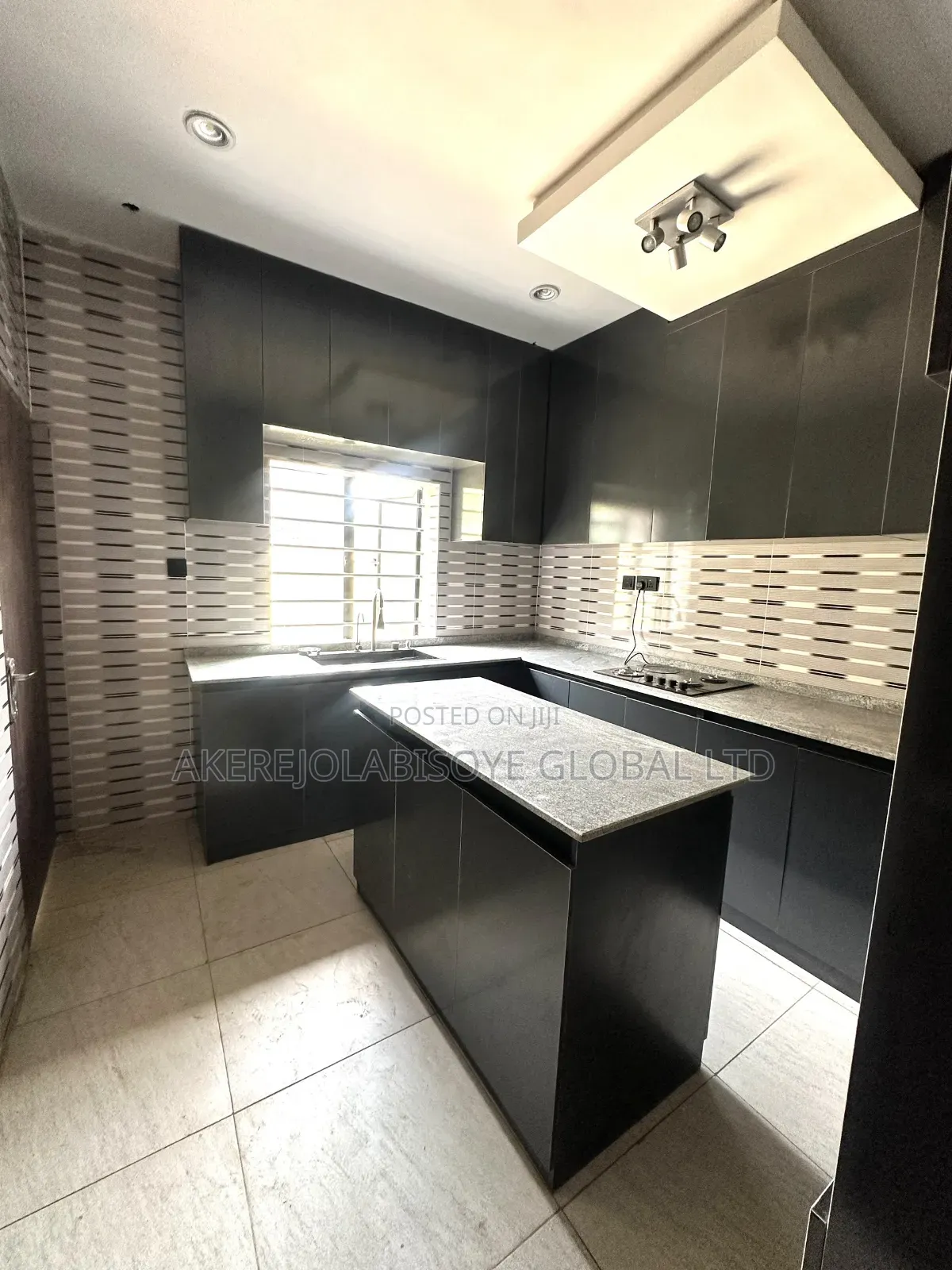 4bdrm Duplex in Katampe Abuja (7Min for sale