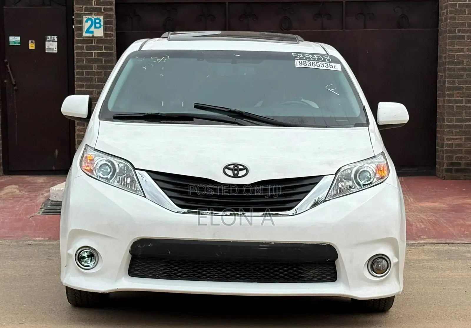 Toyota Sienna 2015 White