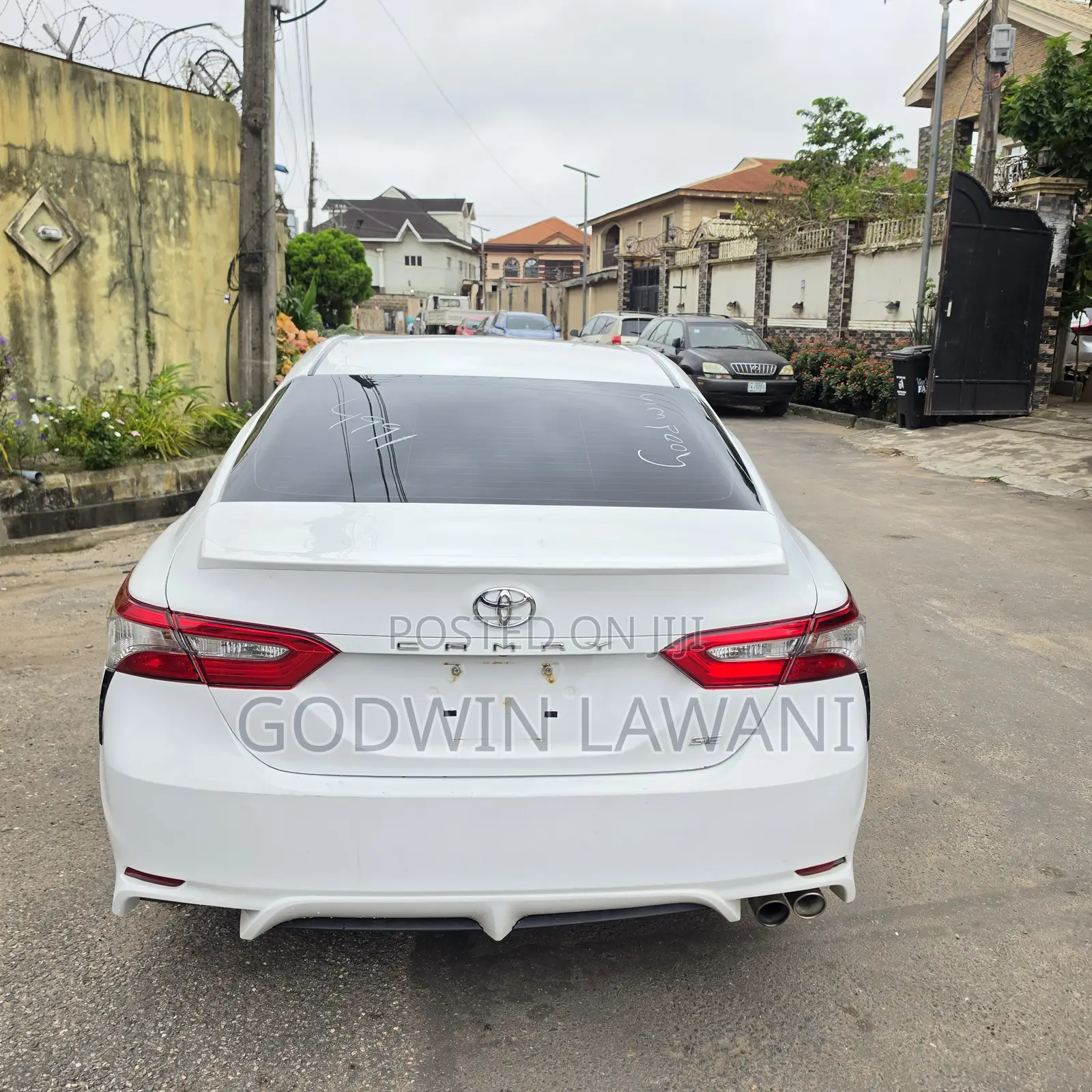 Toyota Camry 2018 White