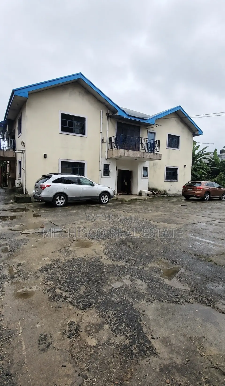 2bdrm Block of Flats in Woji for sale
