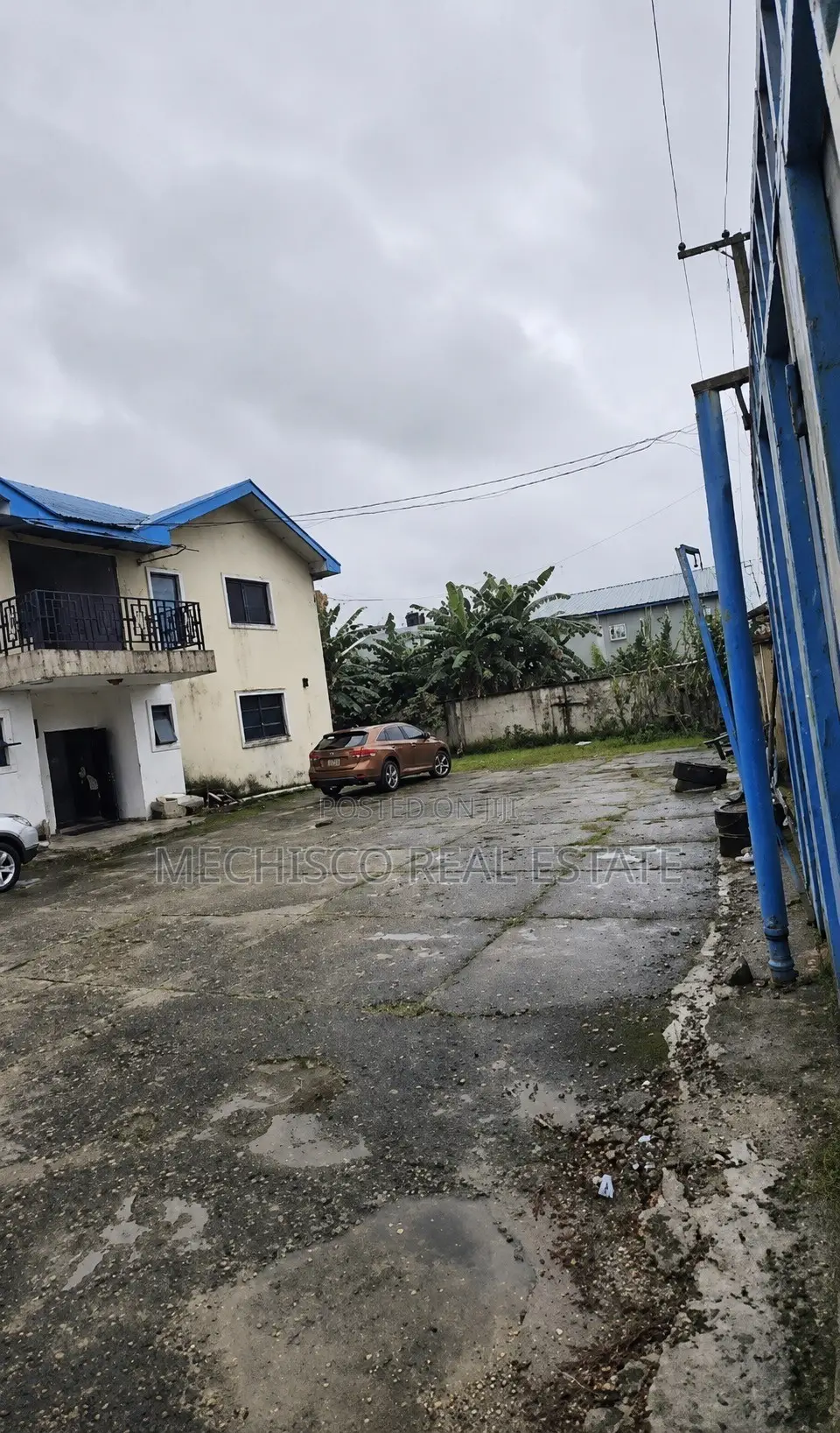 2bdrm Block of Flats in Woji for sale