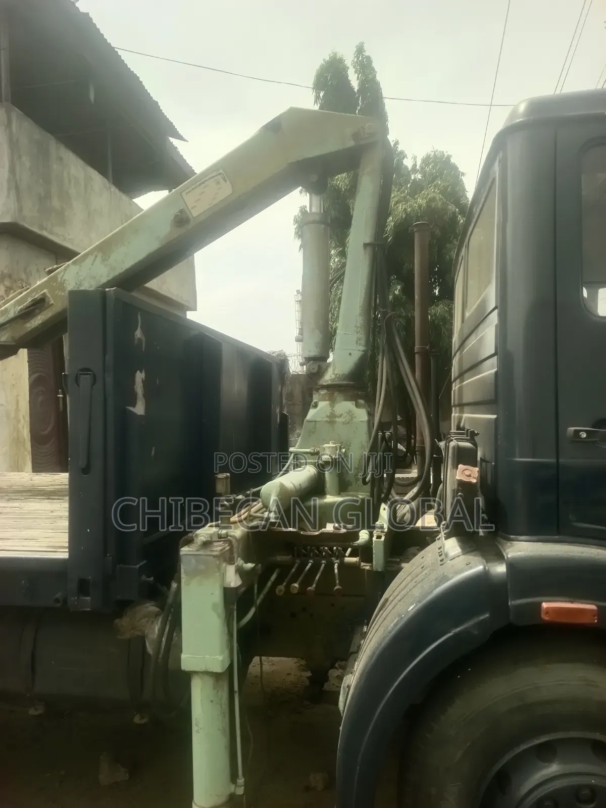 Mercedes Benz 1213 Truck With Hiab Crane (Foreign Used) 6 Tyres
