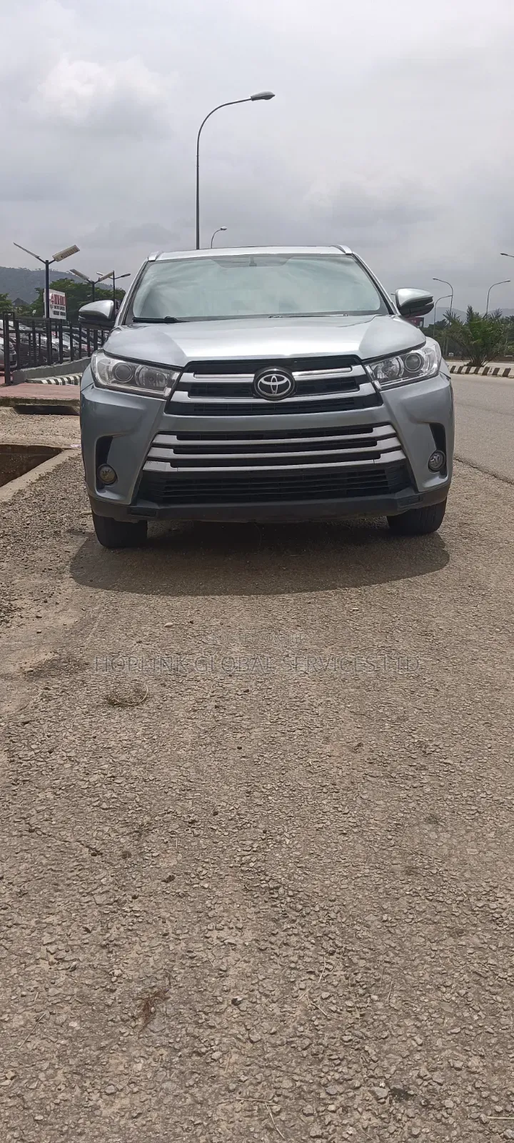 Toyota Highlander XLE 4dr SUV AWD (3.5L 6cyl 6A) 2014 Silver
