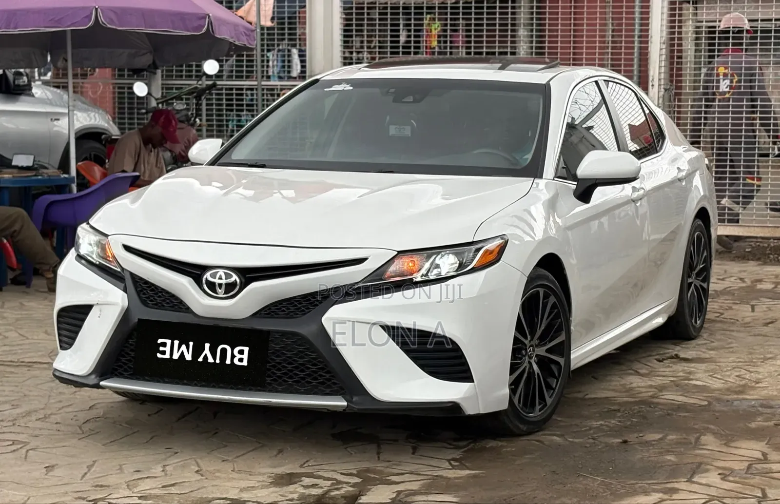 Toyota Camry 2018 White