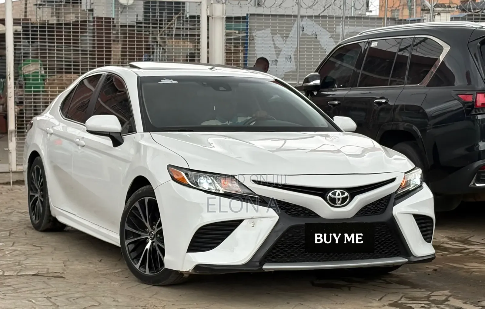 Toyota Camry 2018 White