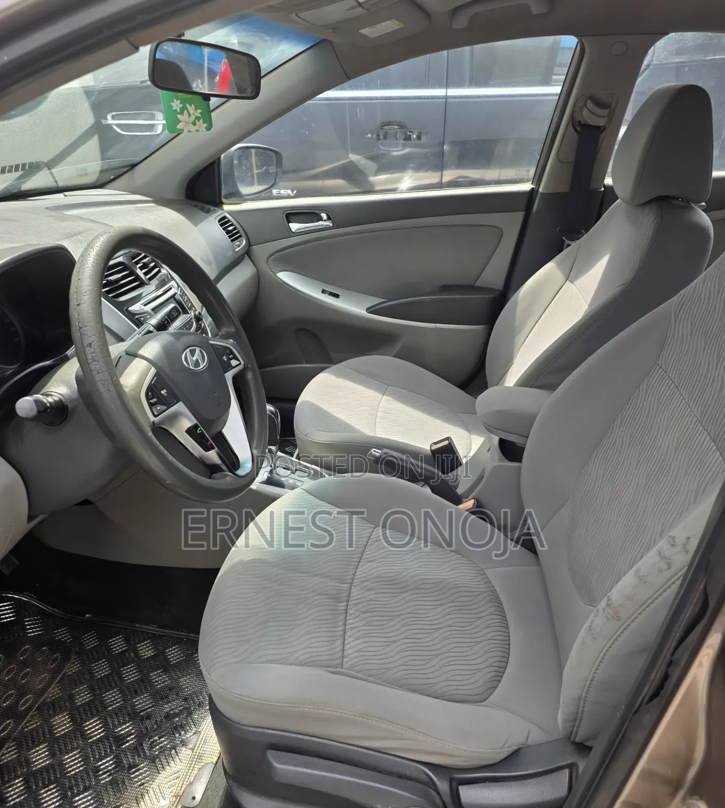 Hyundai Accent 2013 Brown