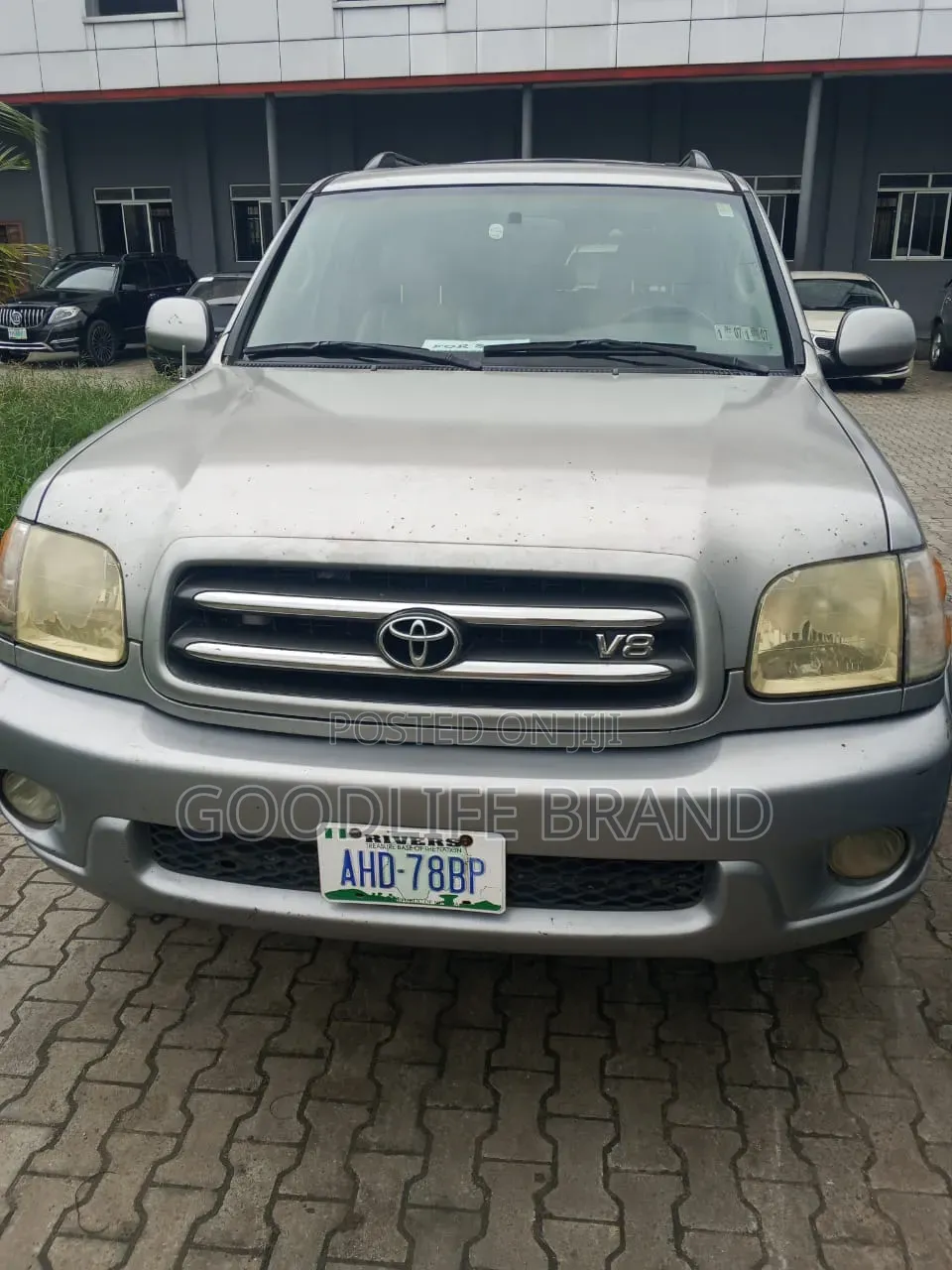 Toyota Sequoia Limited 4dr SUV 4WD (4.7L 8cyl 5A) 2005 Silver