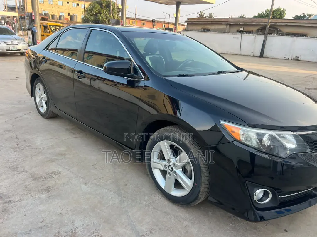 Toyota Camry 2014 Black
