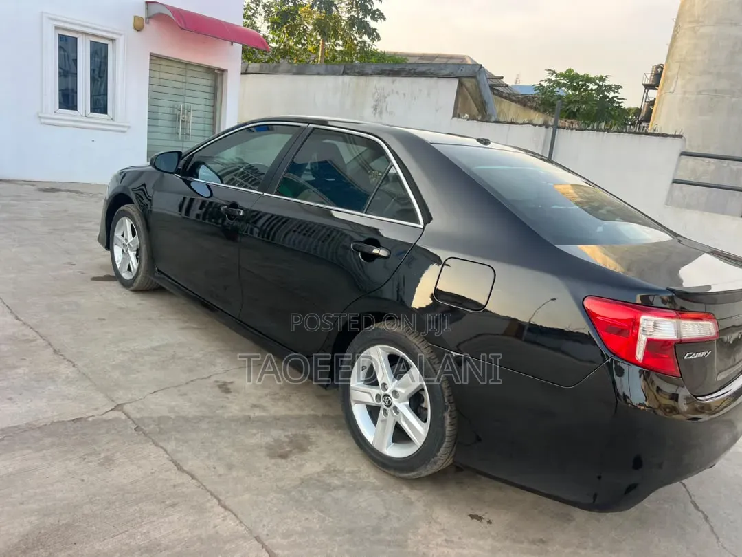 Toyota Camry 2014 Black