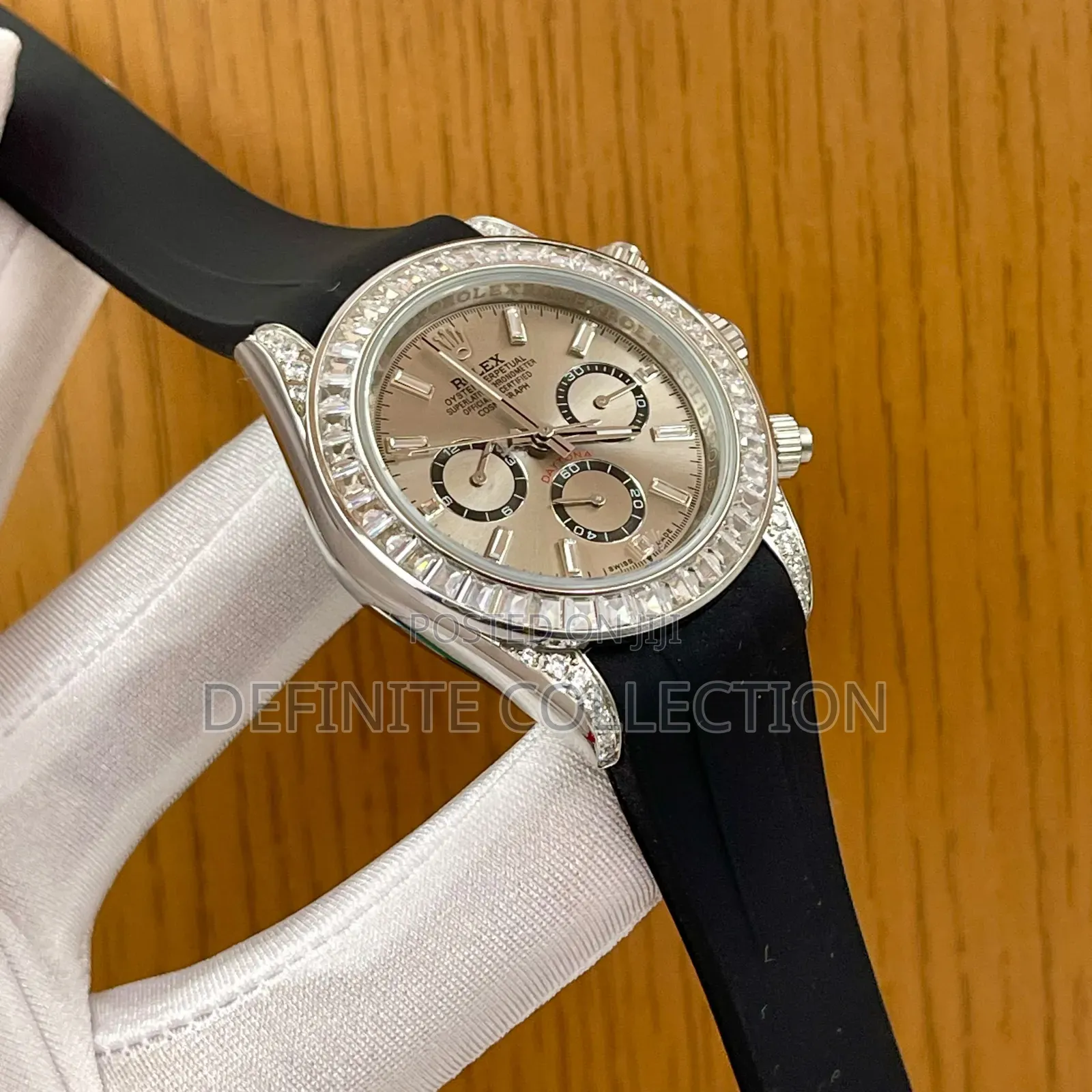 PATEK PHILIPPE Leather Luxury Wristwatch
