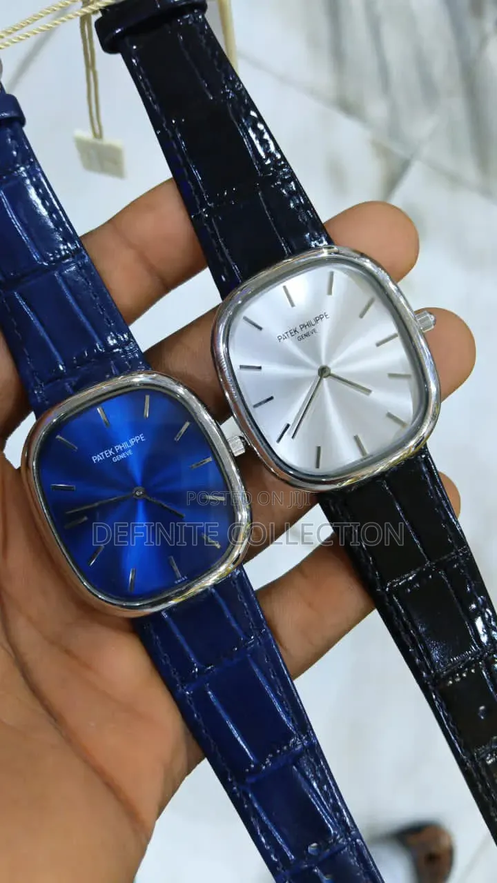 PATEK PHILIPPE Leather Luxury Wristwatch