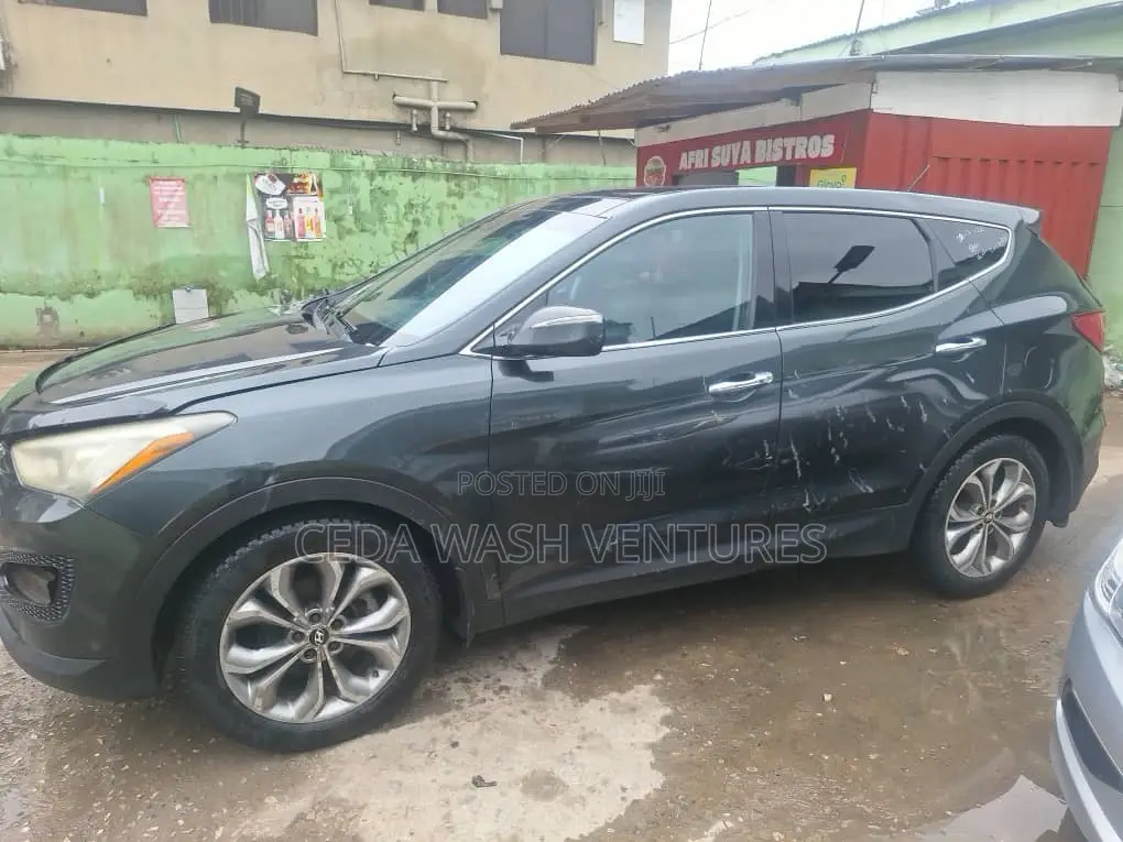 Hyundai Santa Fe Limited 4dr SUV (3.3L 6cyl 6A) 2015 Gray