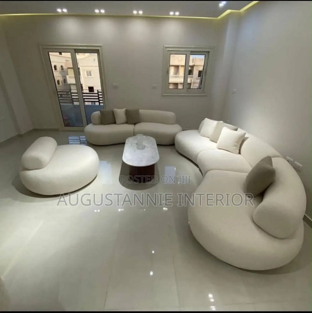 Curves, Comfort & Contemporary Luxury