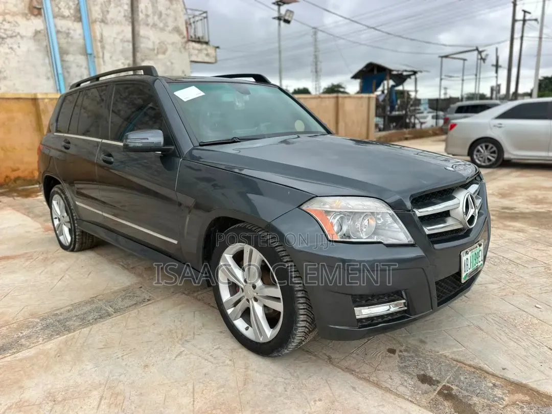 Mercedes-Benz GLK-Class 2010 Black