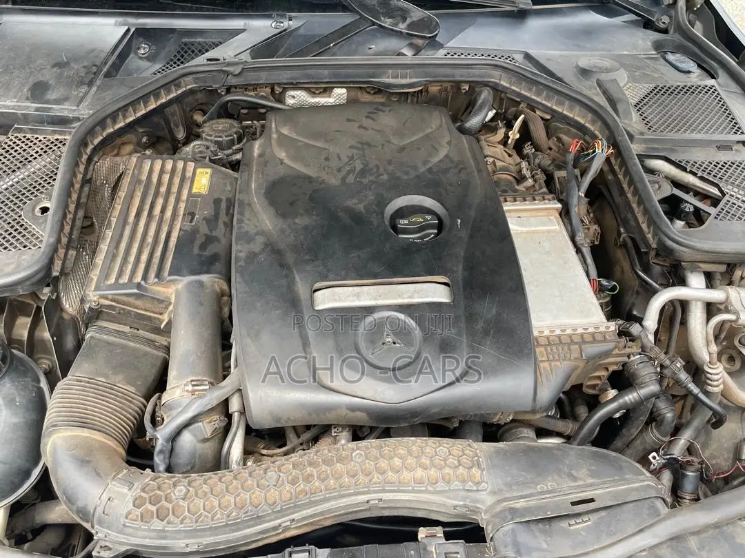 Mercedes-Benz C300 2015 Blue