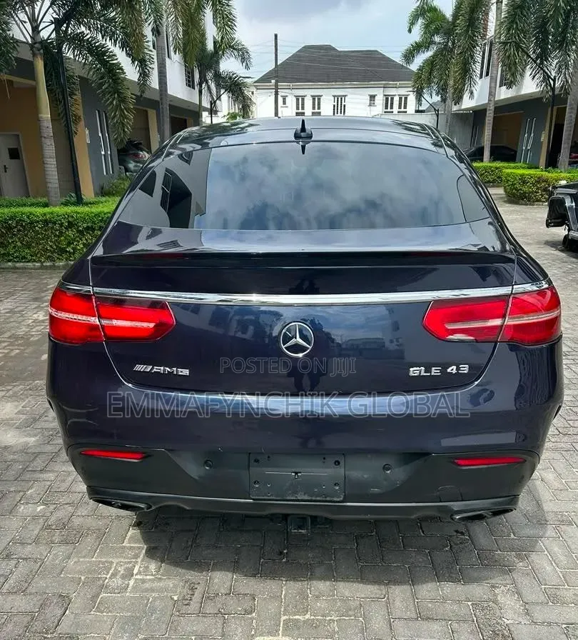 Mercedes-Benz GLE-Class 2019 Blue