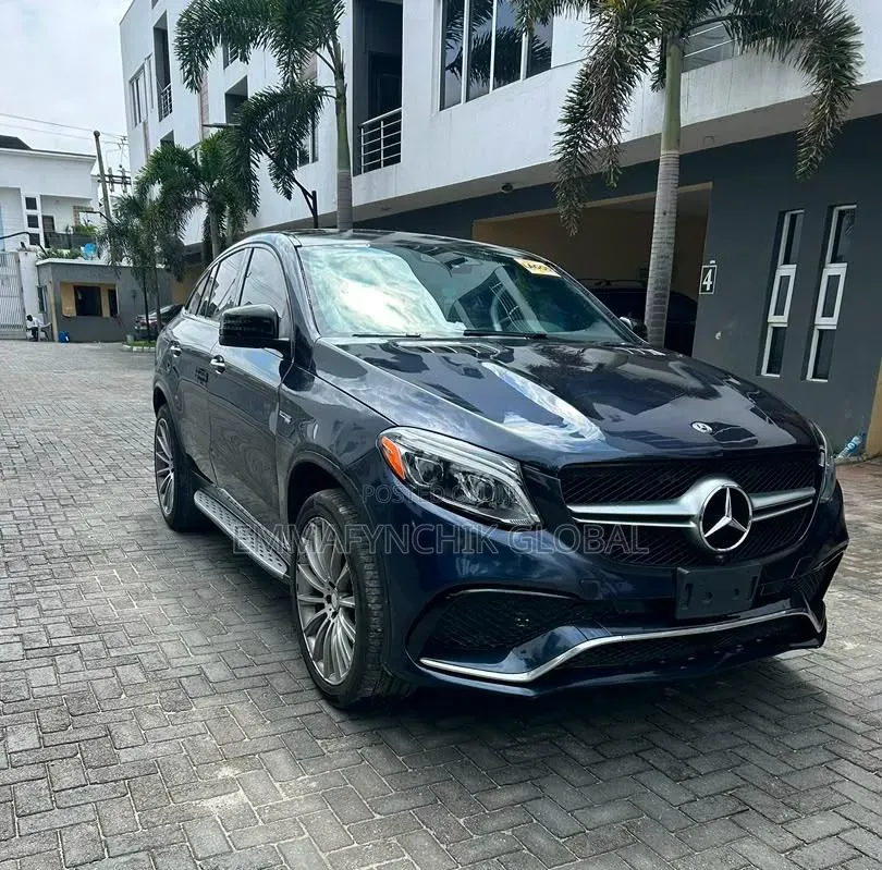 Mercedes-Benz GLE-Class 2019 Blue